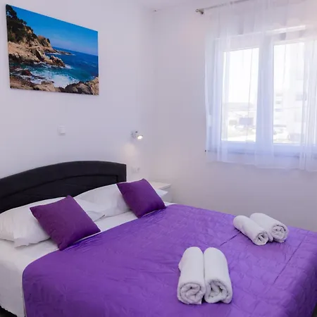 Felicita Villa Trogir