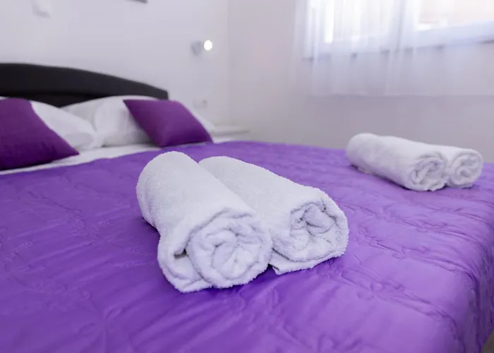 Felicita With Heated Pool *