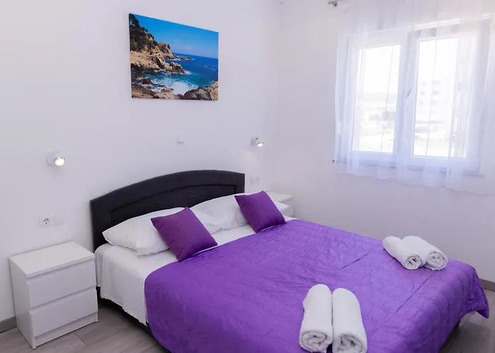 Felicita With Heated Pool *