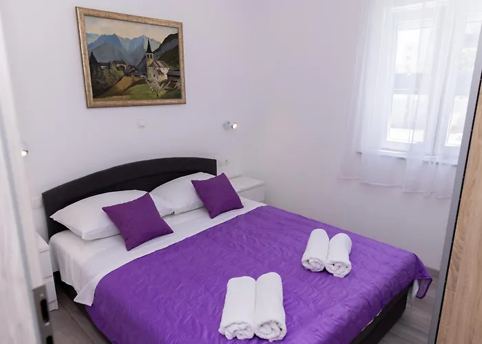 Felicita With Heated Pool * Trogir