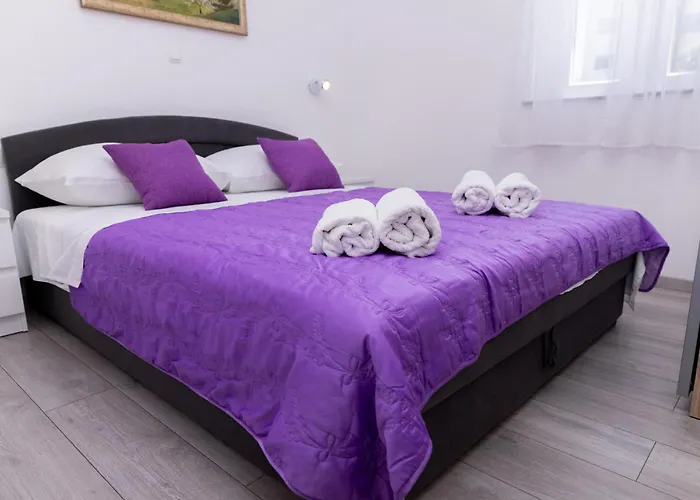 Felicita With Heated Pool * Trogir